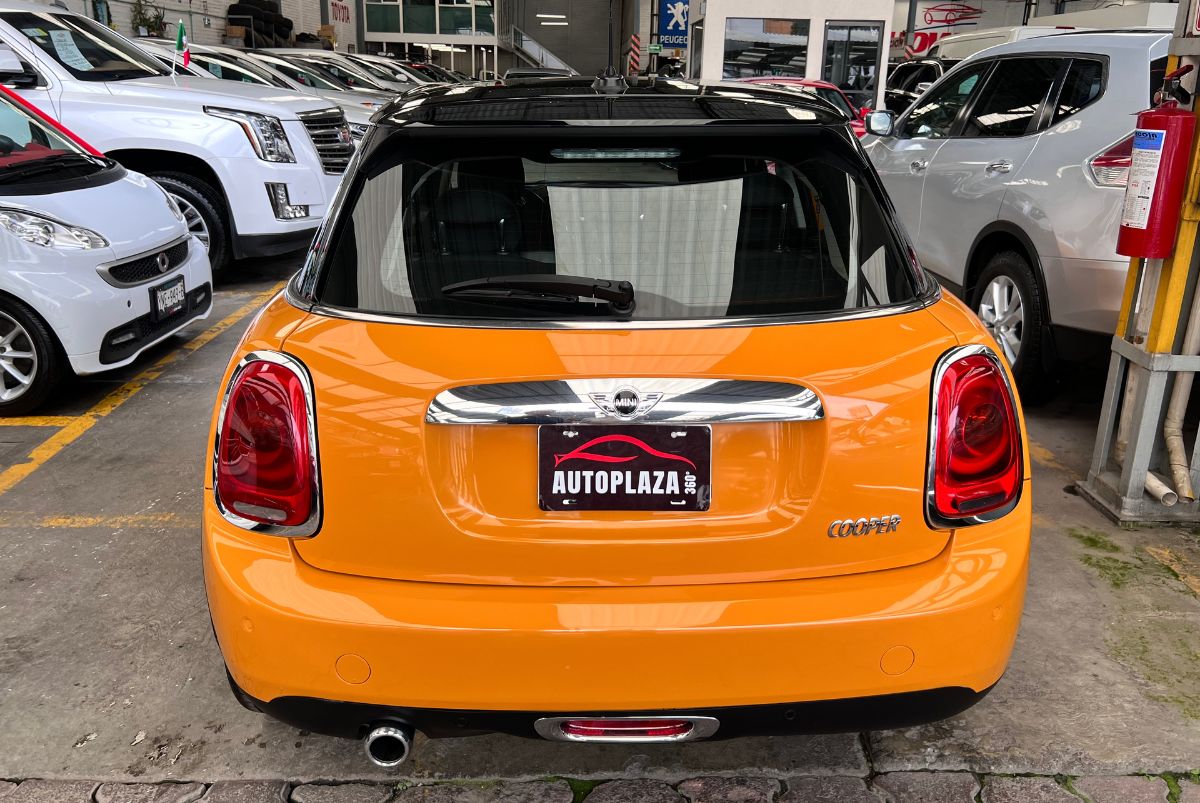 Mini Cooper Pepper 5 Puertas At 2017
